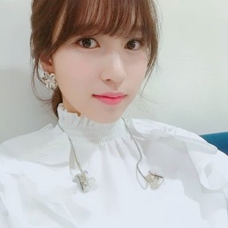 요즘열일하는 미나